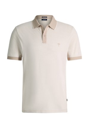 Beige Poloshirt mit kurzen Ärmeln, weichem Kragen, Knopfleiste mit zwei Knöpfen und dezentem, aufgesticktem Logo auf der linken Brust.