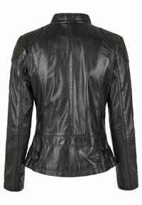 Schwarze Lederjacke mit strukturiertem Design, maßgeschneidertem Schnitt, Spitzkragen und subtilen Nähten an der Taille und den Ärmeln.