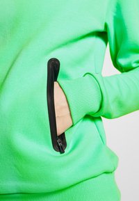 Ellesse Sweatshirt - green