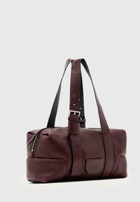 ARES SHOULDER BAG - Weekend bag - port red