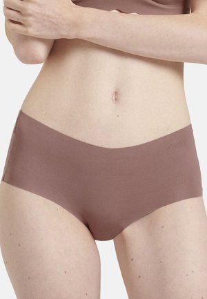 Bruine katoenen hipsteronderbroek met een naadloos ontwerp. De tailleband is glad en de stof is zacht, wat zorgt voor een comfortabele pasvorm.