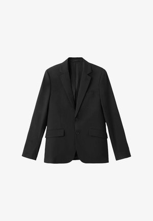 Črni blazer z izrezanim ovratnikom, dvema sprednjima žepoma in zapenjanjem na dva gumba. Prilagojena kroj z gladko teksturo.