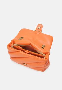 Pinko LOVE PUFF CLASSIC - Schoudertas - orange