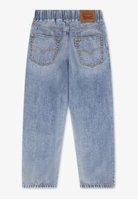 Hellblaue Jeans aus Denim mit elastischem Bund, zwei Gesäßtaschen, dezenten Steppnähten und geradem Bein.