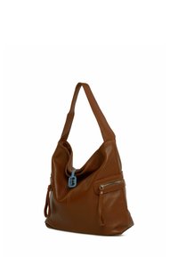 Braune Leder-Hobo-Tasche mit einem lässigen Design, ausgestattet mit zwei Reißverschlusstaschen, einem einzelnen Tragegurt, strukturiertem Oberflächenmaterial und einem blauen Anhänger.