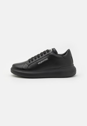 BOUNCE  - Sportbačiai - black