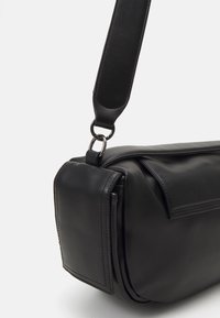 HVISK CITY SOFT STRUCTURE - Handbag - black