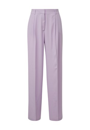Pantalons lavande en tissu lisse, présentant une taille haute, des plis et une jambe large, avec un aspect propre et ajusté.