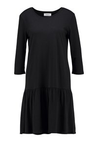 Robe en jersey noir avec manches trois-quarts, col rond et jupe évasée froncée. Texture lisse et silhouette décontractée.