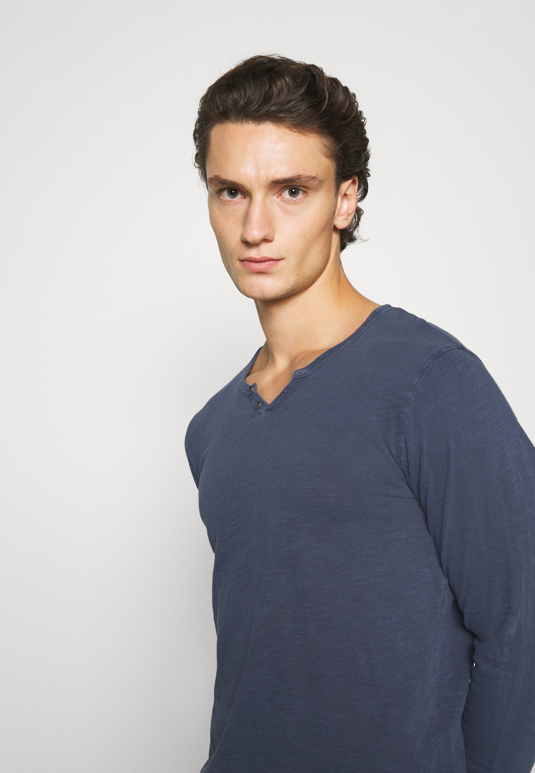 Uomo JJESPLIT NECK TEE - Maglietta a manica lunga Uomo JJESPLIT NECK TEE - Maglietta a manica lunga