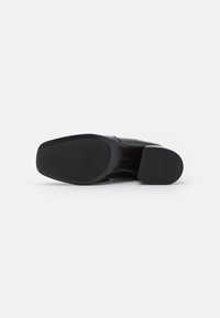 Tamaris Bottines à talons hauts - black