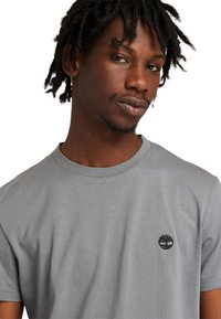 Timberland SHORT SLEEVE  - Camiseta básica - castlerock