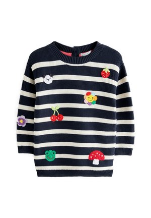 Pull en maille à rayures bleu marine et blanches avec manches courtes ; présente un panda brodé, des fleurs, des cerises et un champignon de différentes couleurs.