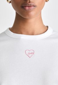 Thumbnail Image 7