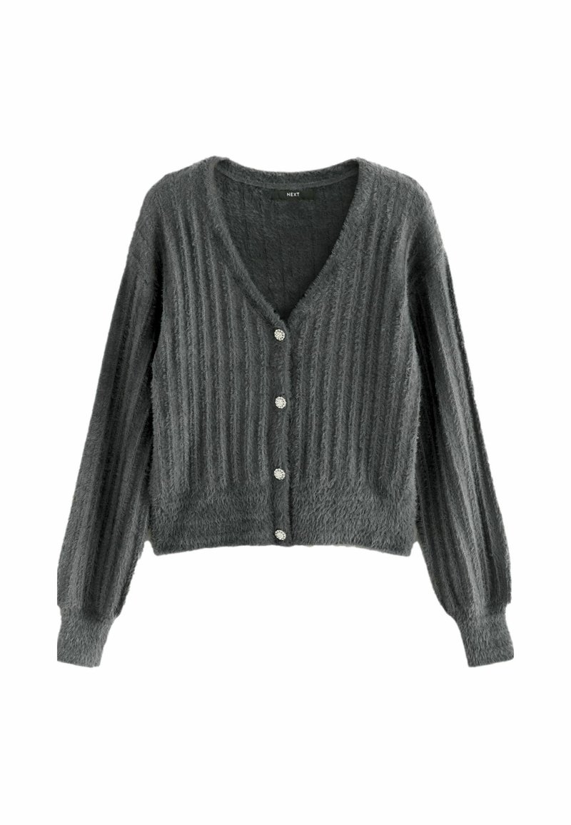Cardigan gris foncé et doux avec manches longues, rainures verticales, col en V, et quatre boutons décoratifs sur le devant.