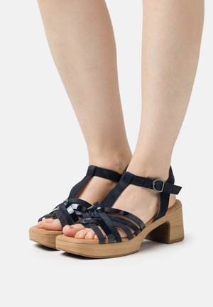 Gabor Comfort Clogs - dark-blue/ocean