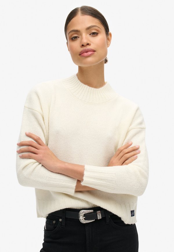 ESSENTIAL MOCK NECK  - Strickpullover