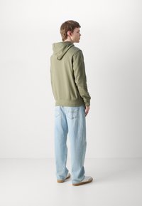 BOSS WEBASIC HOOD - Sweatshirt - green