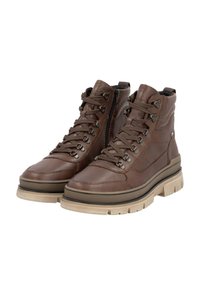 Botas de cuero marrón con cordones y cremallera lateral, cuello acolchado y una suela gruesa de color crema con patrones de tracción.