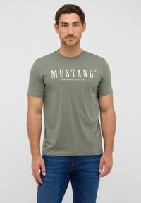 Mustang - T-shirt z nadrukiem