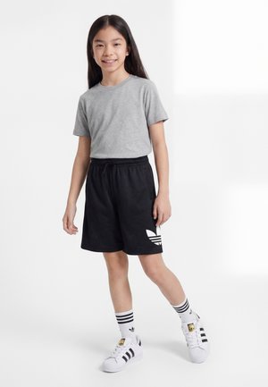 adidas Originals LOOSE JUNIOR UNISEX - Kratke hlače - black