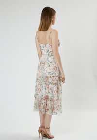 INFLUENCER Vestido informal - multicolor