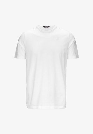 T-shirt bianco in cotone con scollo rotondo classico, maniche corte e un delicato dettaglio del marchio sul davanti. Texture liscia, vestibilità regolare.