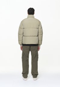 Pegador SOLIN CRUSHED PUFFER JACKET - Giacca invernale - mud beige