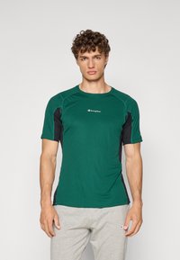 Champion FITTED TRAINING - T-skjorte til trening - dark green