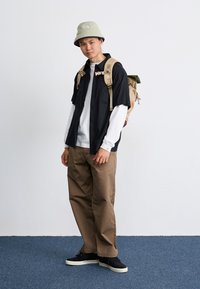 The North Face STREET BUCKET UNISEX - Šešir - clay grey