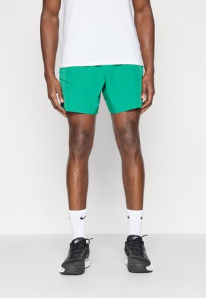 NIKECOURT ADVANTAGE SHORT - Kurze Sporthose - malachite/white