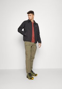 icebreaker MEN CREWE - Camisola de manga comprida - grape