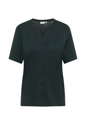 Donkergroene, kortebloesem shirt met knopen en een V-hals, voorzien van zwarte knopen. Zachte stof met een gladde textuur en subtiele glans.