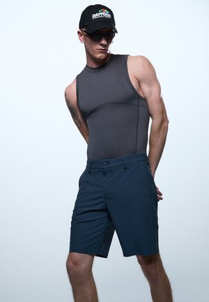 DOCKERS GO AIRWEAVE SHORT - Shorts - ombre blue