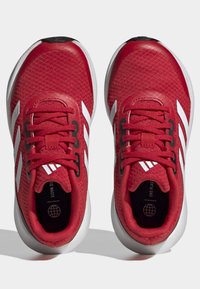 adidas Performance FALCON 3 LACE - Silniční běžecké boty - better scarlet   cloud white   core black