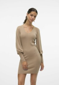 Vero Moda HOLLYKARISPUFF - Tubino - silver mink