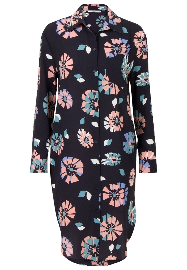 Blommönstrad skjortklänning i mörk tyg. Har krage, knäppning framtill och långa ärmar med accentfärger i rosa, teal och blått.
