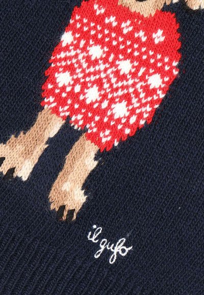 Tessuto di lana lavorato a maglia di colore blu navy con un corpo di uccello a motivo rosso e bianco, zampe beige e artigli neri, con il testo ricamato "il gufo".