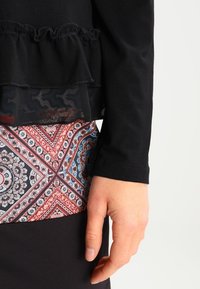 Anna Field Kofta - black