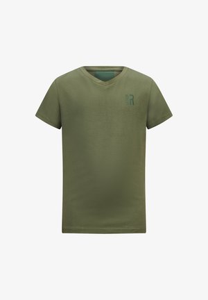 Olijfgroene T-shirt met korte mouwen en V-hals, gemaakt van zachte stof; heeft een subtiele logo in donkergroen op de linkerkant van de borst.