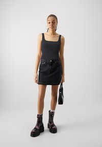 Vero Moda VMCHLOE SQUARE - Top - black