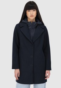 alife & kickin Mantel - marine