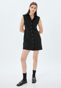 Vestido camisero - black