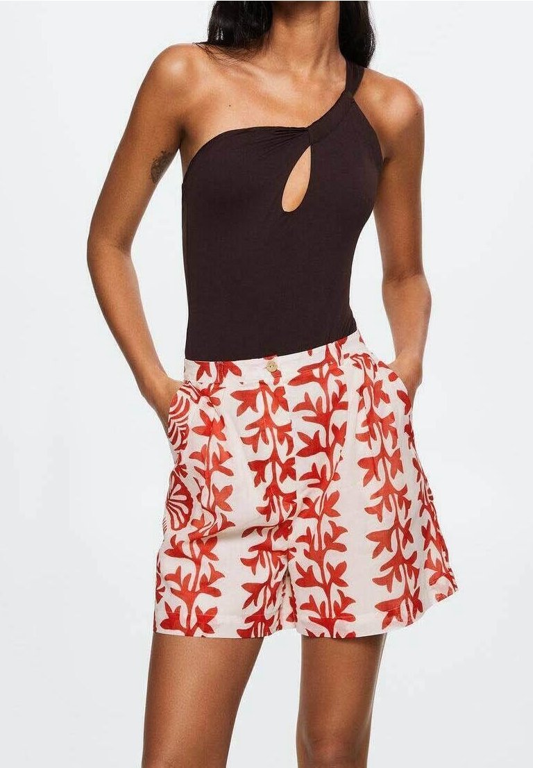 Mango Short - off-white