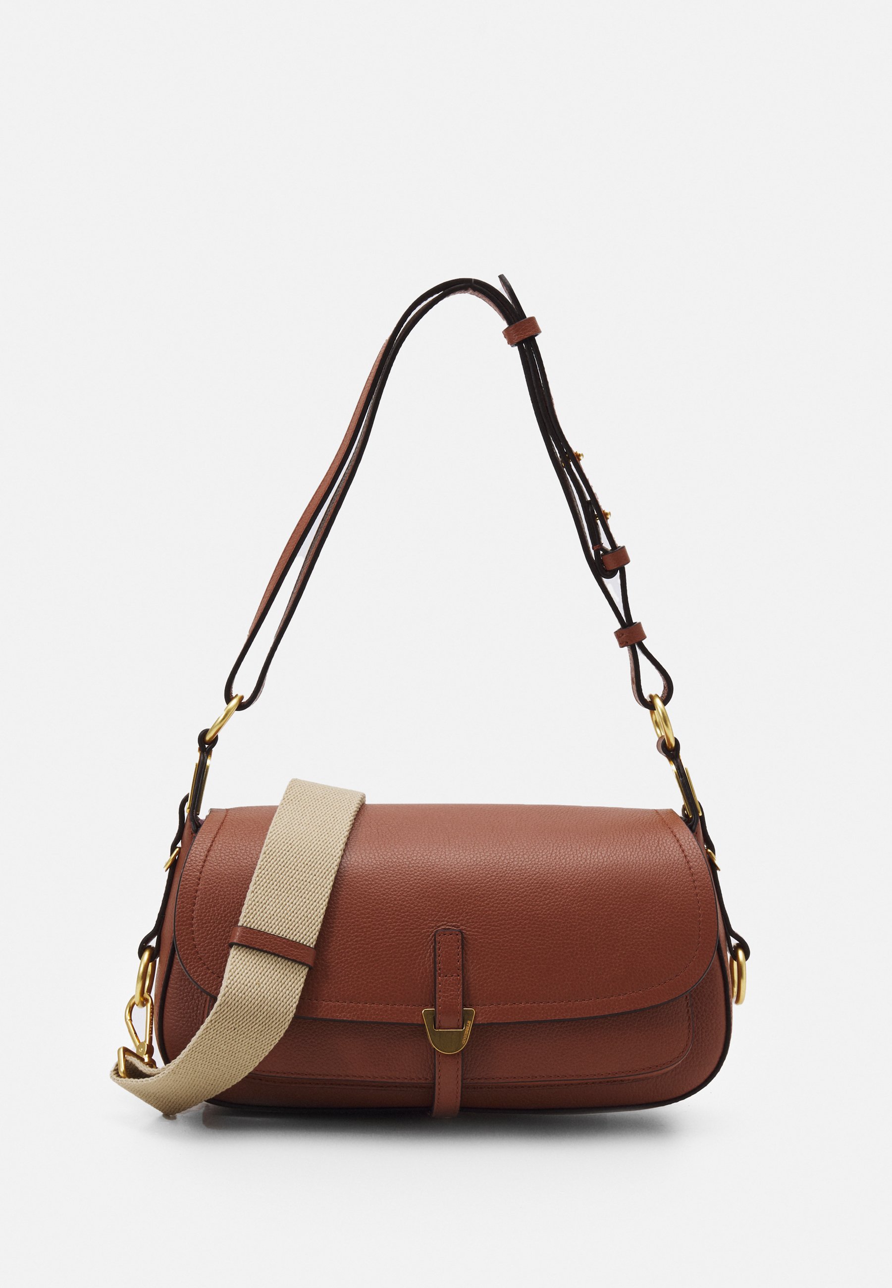 Coccinelle Swap Sac Cartable En Cuir Martelé Pot - Achetez À Prix Outlet