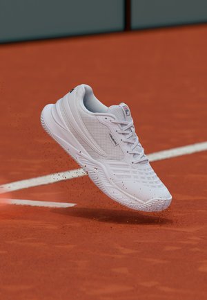 Fila AXILUS FX CLAYCOURT WOMEN - Savikattega väljaku tennisejalatsid - white