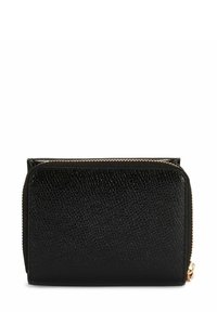 Czarny, teksturowany skórzany portfel z złotym zamkiem błyskawicznym, o prostokątnym kształcie, z subtelnym tłoczonym wzorem dla dodatkowego detalu i lepszego chwytu.