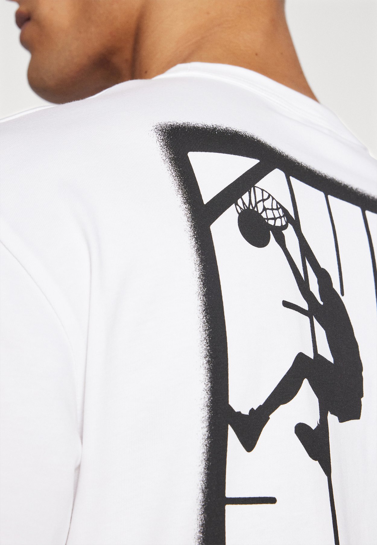 SHAQ SILO LOGO TEE