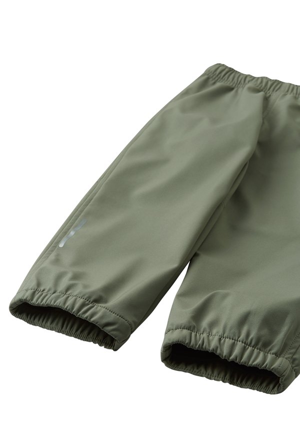 Outdoor trousers4