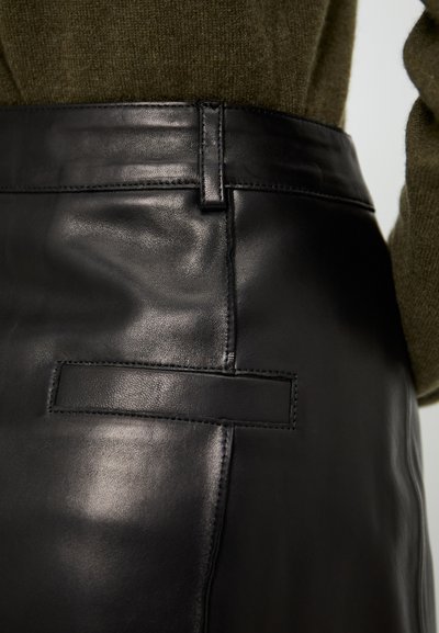 AERON RUDENS SKIRT - A-line skirt - black